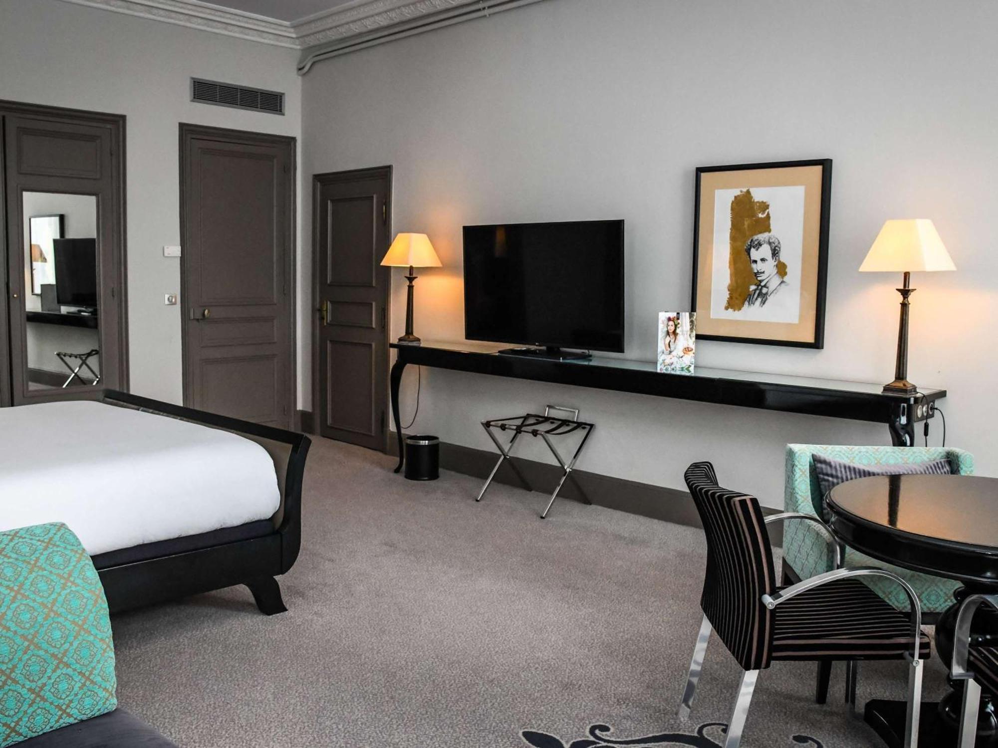 Le Grand Hotel De Cabourg - Mgallery Hotel Collection Экстерьер фото