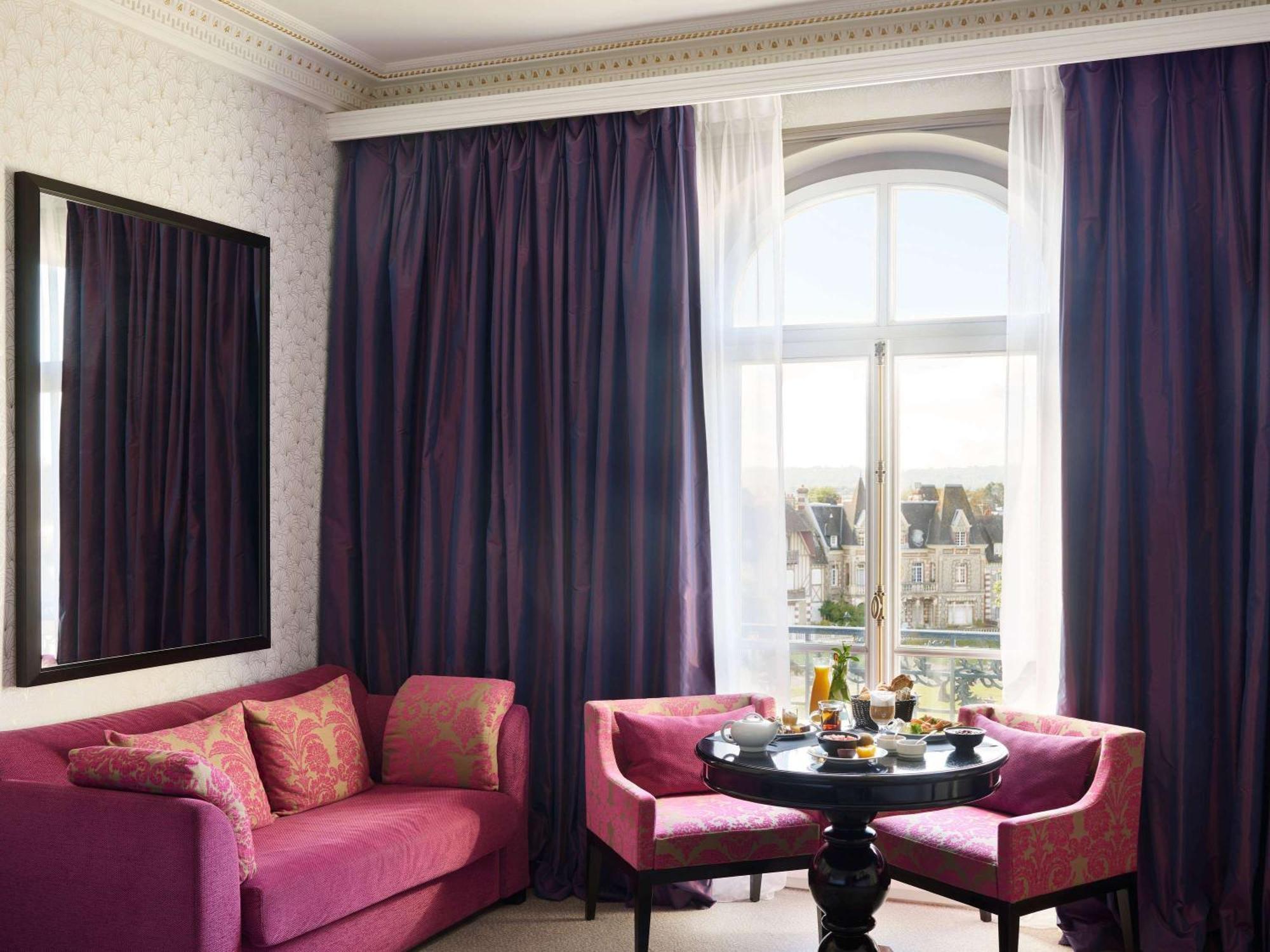 Le Grand Hotel De Cabourg - Mgallery Hotel Collection Экстерьер фото