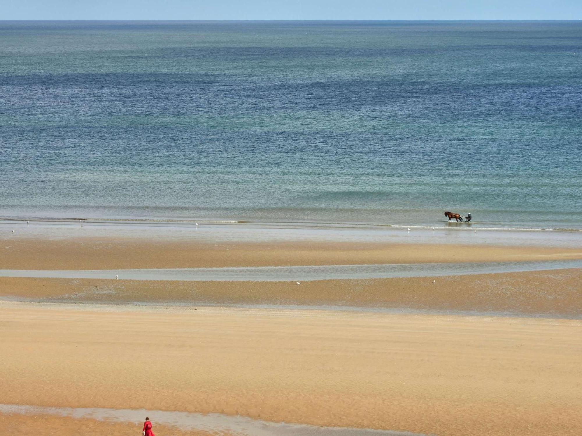Le Grand Hotel De Cabourg - Mgallery Hotel Collection Экстерьер фото