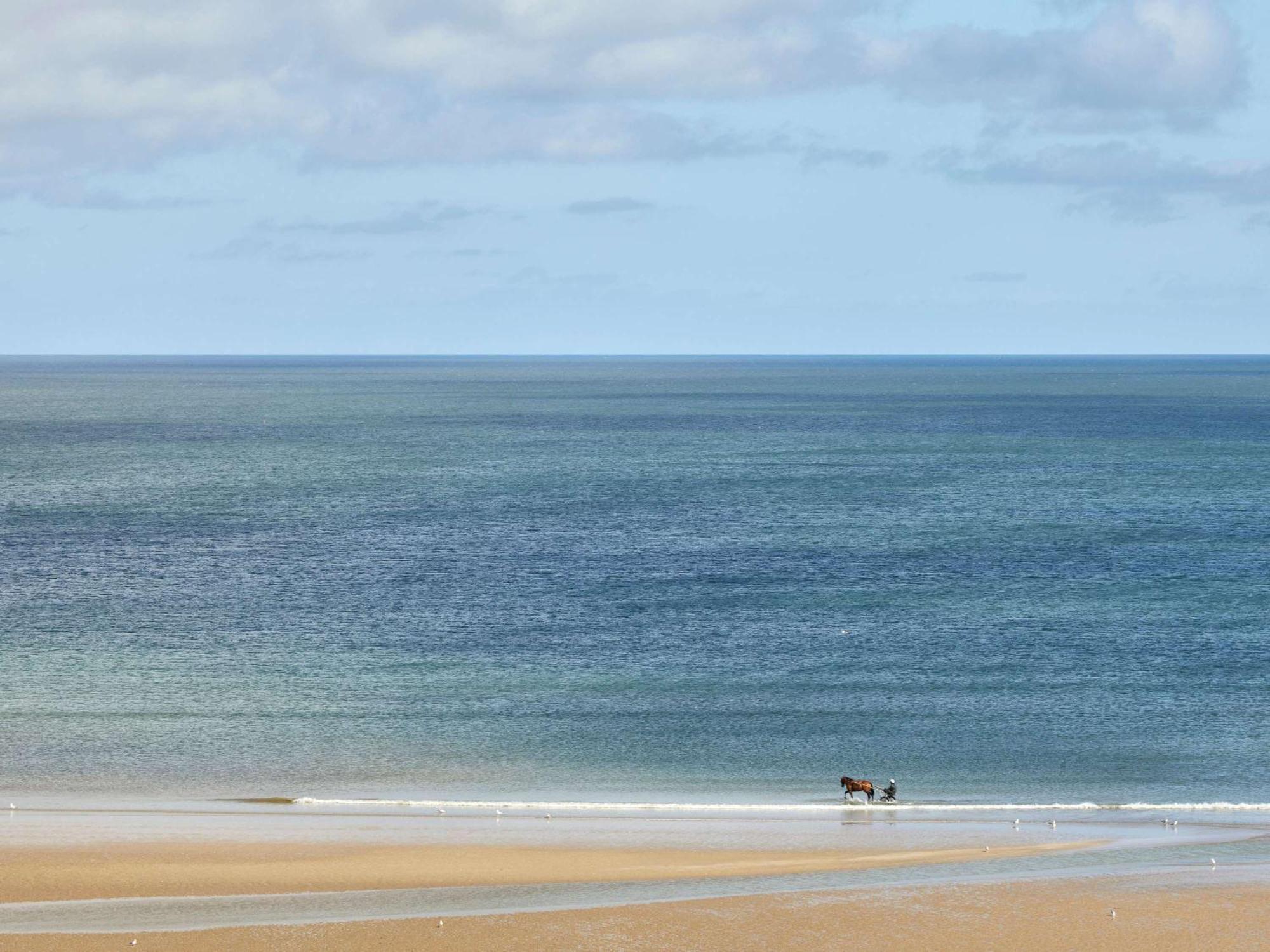 Le Grand Hotel De Cabourg - Mgallery Hotel Collection Экстерьер фото