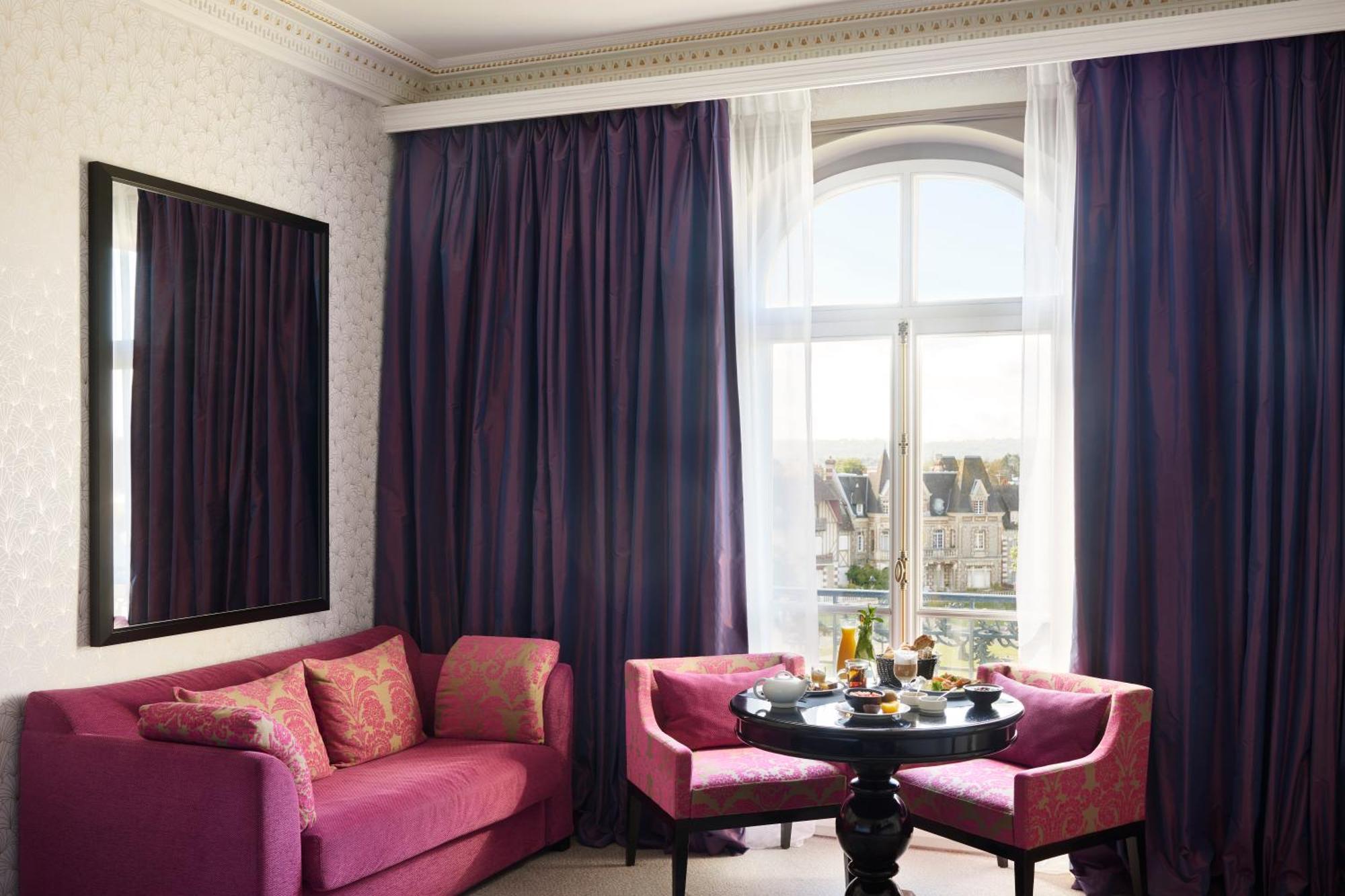 Le Grand Hotel De Cabourg - Mgallery Hotel Collection Экстерьер фото