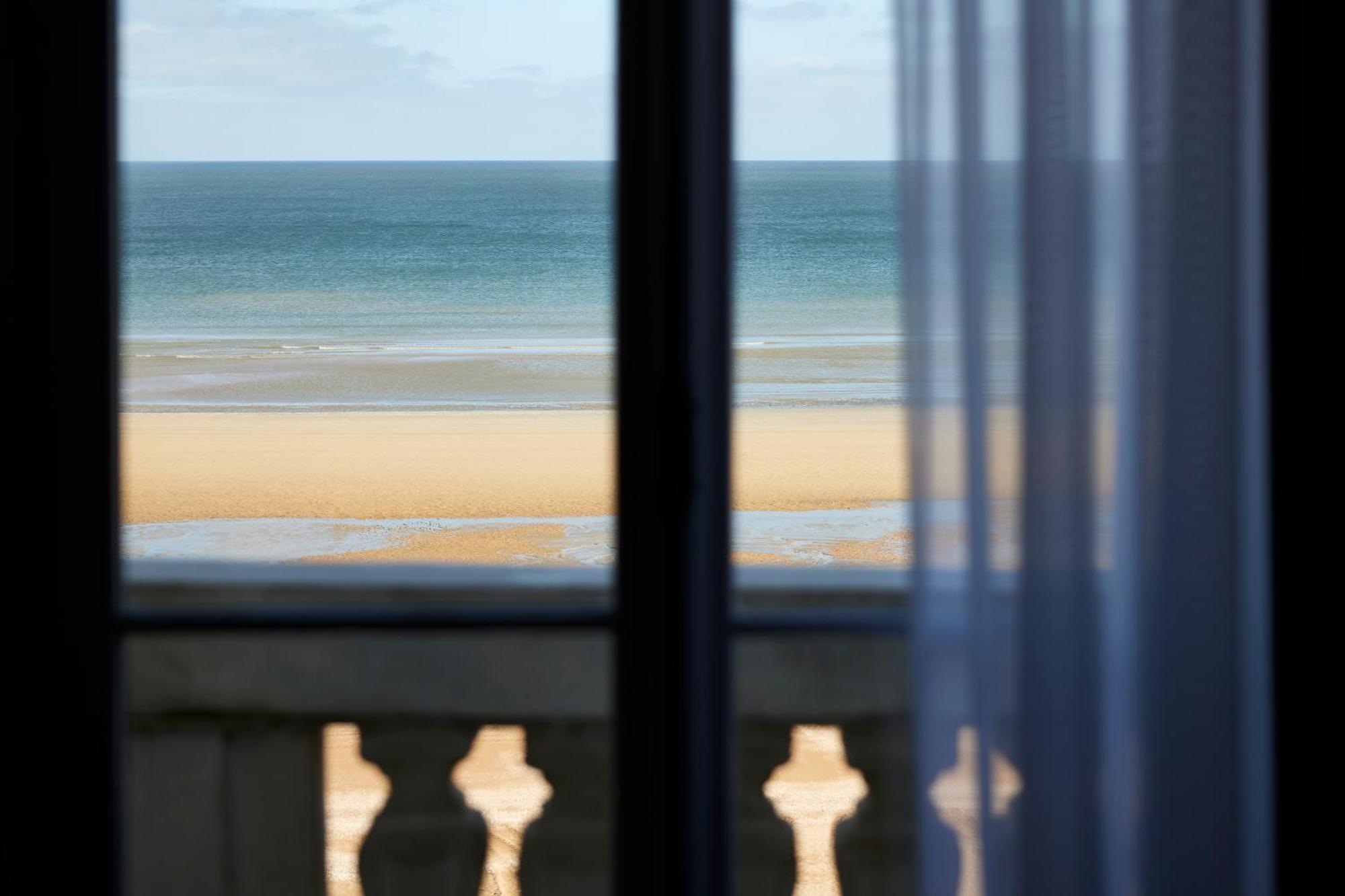 Le Grand Hotel De Cabourg - Mgallery Hotel Collection Экстерьер фото