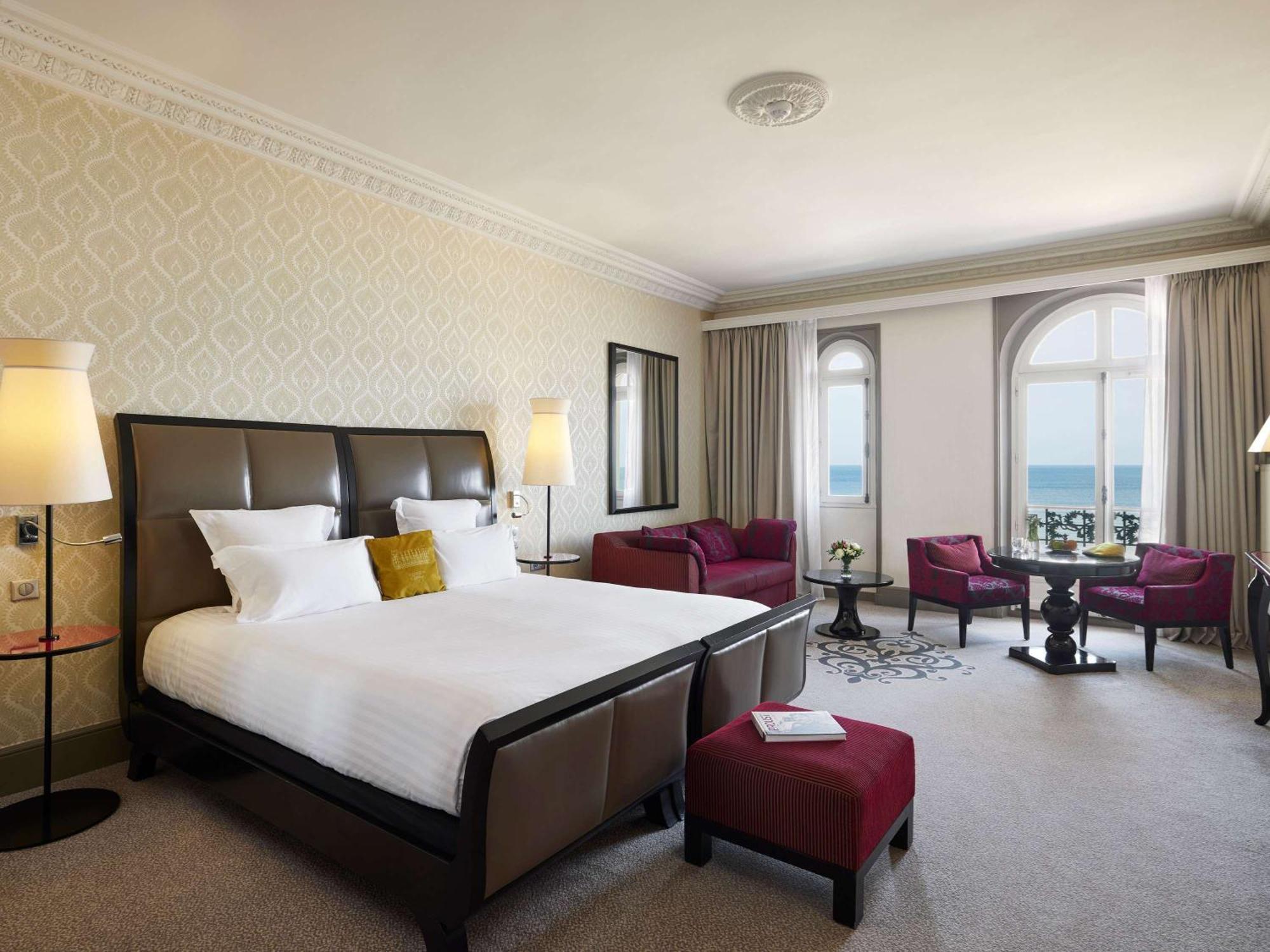Le Grand Hotel De Cabourg - Mgallery Hotel Collection Экстерьер фото