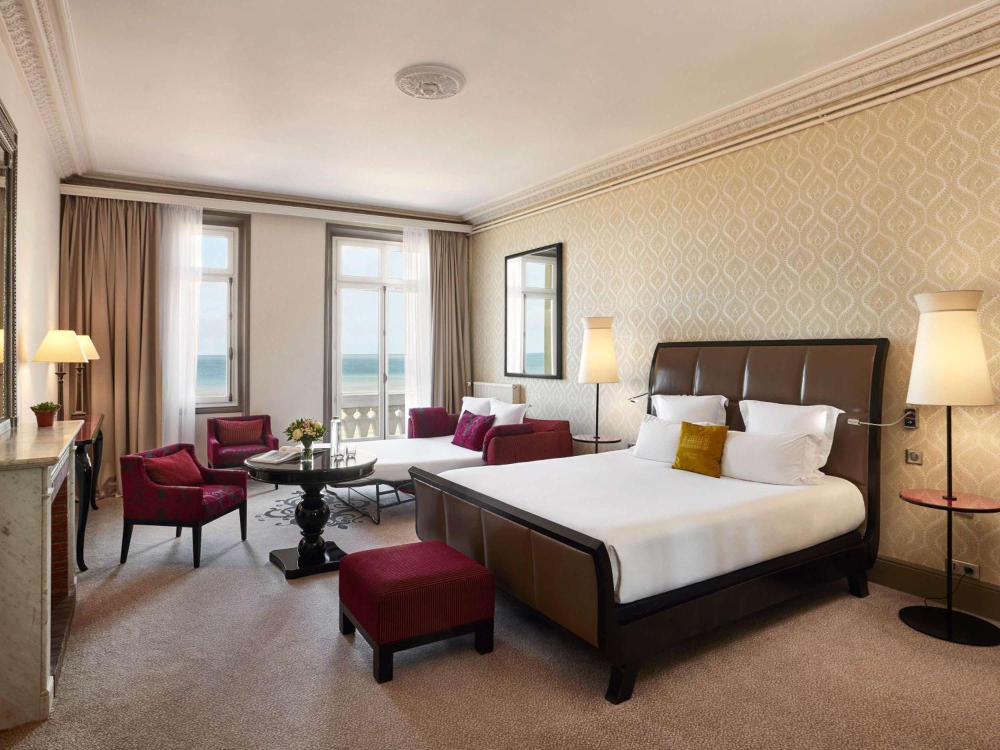 Le Grand Hotel De Cabourg - Mgallery Hotel Collection Экстерьер фото