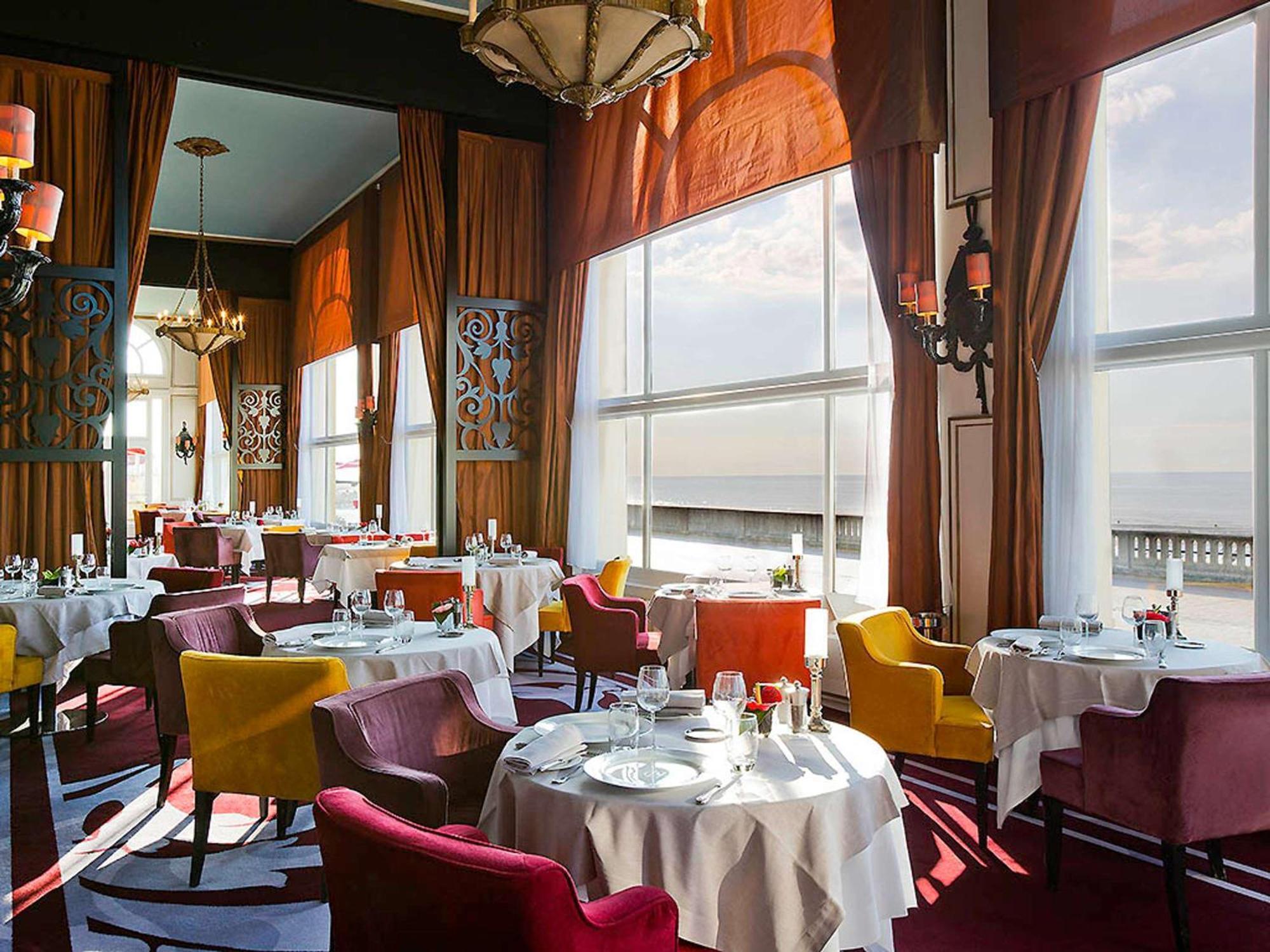 Le Grand Hotel De Cabourg - Mgallery Hotel Collection Экстерьер фото